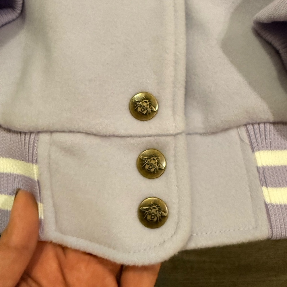 Her Universe Bridgerton 1X Lavender and White Varsity Jacket *never worn* - Picture 9 of 10